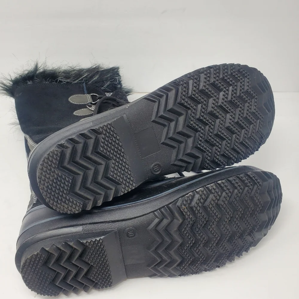 Xtreme quality footwear boots with faux fur New with tags attached